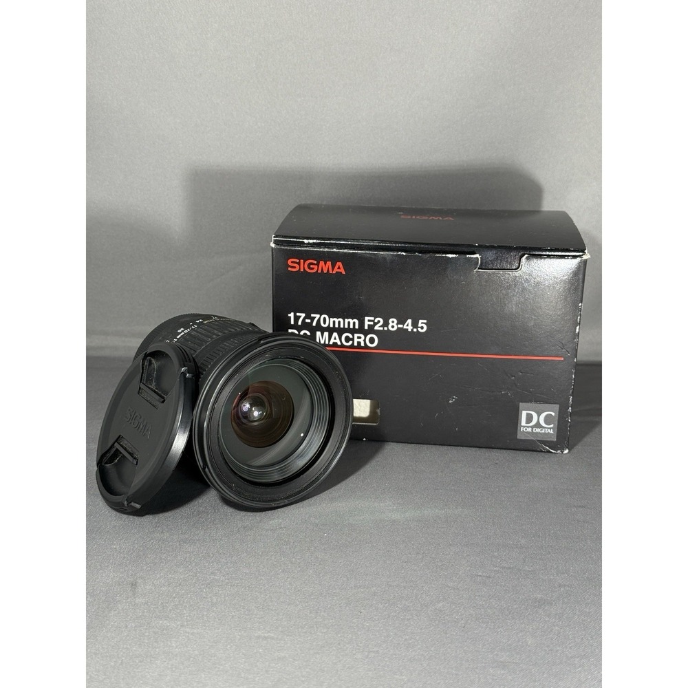 Sigma DC 17-70mm f/2.8-4.5 DC Lens For Canon w/ Box & Paperwork